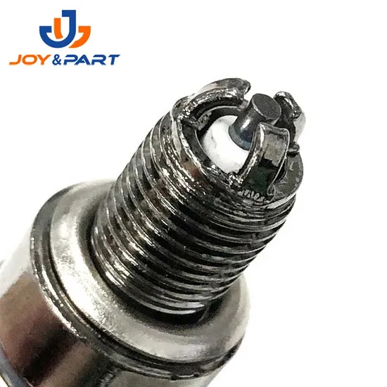 Motorcycle Spark Plug Auto Parts A7tc A7tjc 3 Electrode 50cc - 150cc Hot Three-Stage Spark Plug