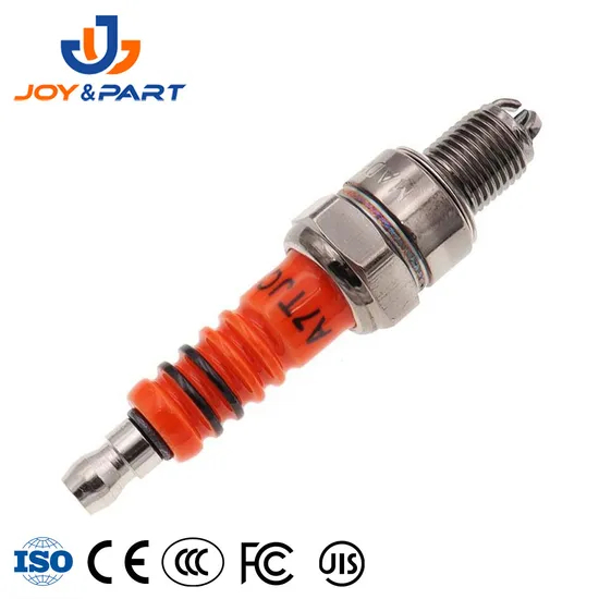 Motorcycle Spark Plug Auto Parts A7tc A7tjc 3 Electrode 50cc - 150cc Hot Three-Stage Spark Plug